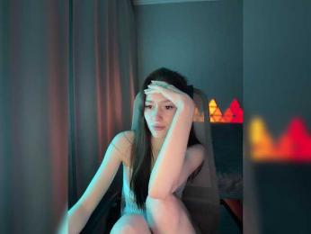 whiteTEA bongacams stream image
