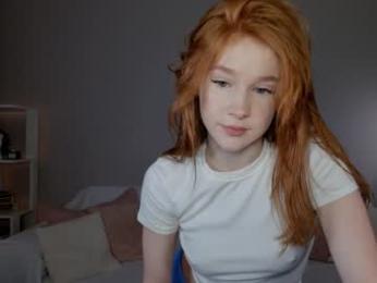 leahsthetics chaturbate stream image