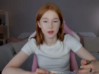 leahsthetics chaturbate stream image