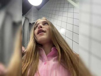 sweetAdel bongacams stream image