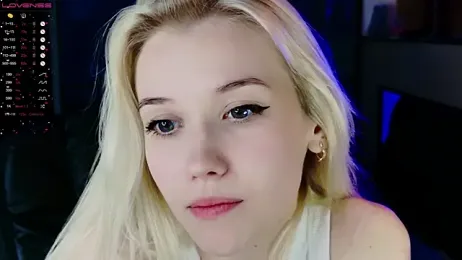 ShhhO_O stripchat stream image