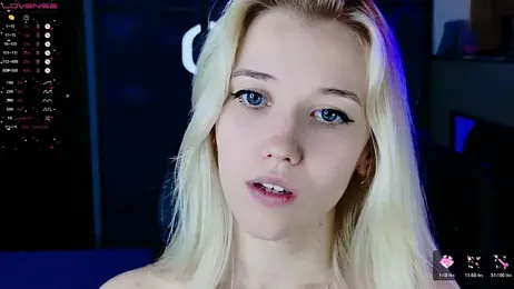 ShhhO_O stripchat stream image