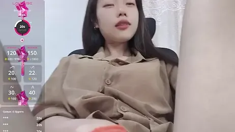 Lvy--v stripchat stream image