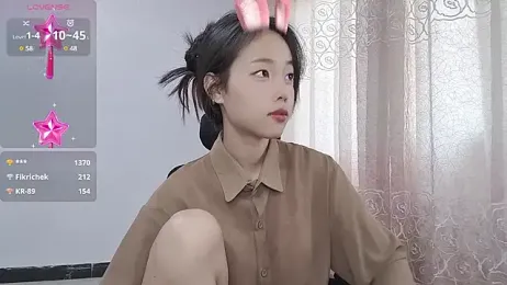 Lvy--v stripchat stream image