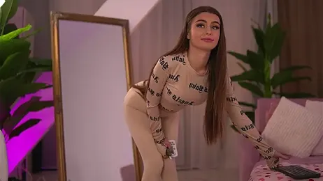 KaylaBray stripchat stream image