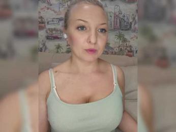 Anesteishen bongacams stream image