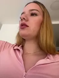 NicoleCut stripchat stream image