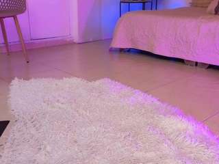 lady-brownn camsoda stream image