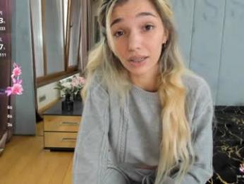 sassyt33n chaturbate stream image