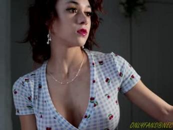 littlegreekflower chaturbate stream image