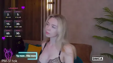 Holl1Would stripchat stream image