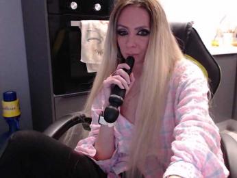 blondalina bongacams stream image