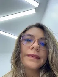 alicee16 stripchat stream image