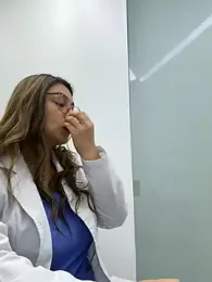 alicee16 stripchat stream image