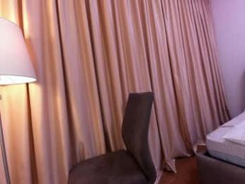 ehotlovea chaturbate stream image