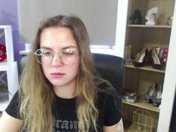 Soft-Zoey bongacams stream image
