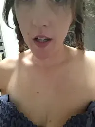 SexyLayla1 stripchat stream image