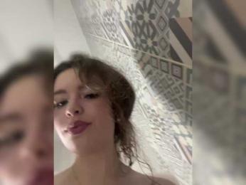 YourLadyyy bongacams stream image