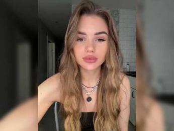 SweetyMia bongacams stream image