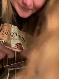 GingerSnap33 stripchat stream image