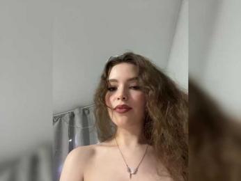 YourLadyyy bongacams stream image