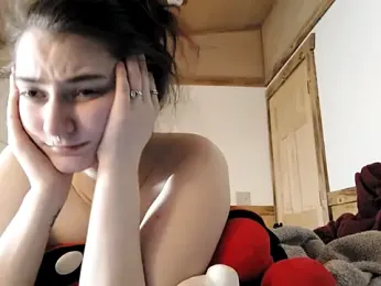 Snowbunnycake_131 stripchat stream image