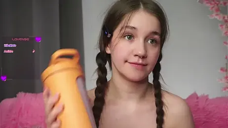 AmiLewis stripchat stream image