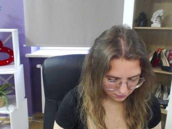 Soft-Zoey bongacams stream image