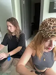 Nura_n_Sarah stripchat stream image