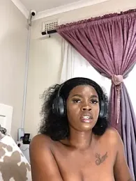 LuciousLips96 stripchat stream image