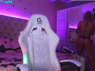 aliciarey camsoda stream image