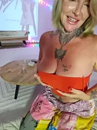 YourMommyBlair stripchat stream image