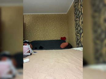 LouiseJenkin bongacams stream image