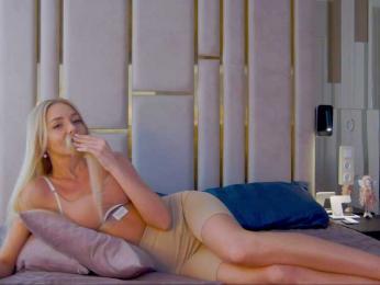 WhiteGirl-one bongacams stream image