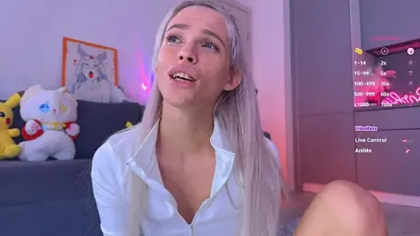 mikkixmeow stripchat stream image