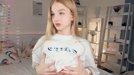 YuNabif stripchat stream image