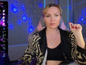 DIVORA bongacams stream image