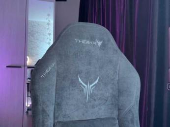 fymryn bongacams stream image