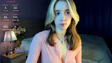 Dearly_Emily stripchat stream image