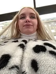 Milkyy_wway stripchat stream image