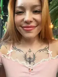 babydolll stripchat stream image