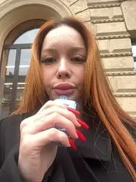 babydolll stripchat stream image