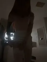 babydolll stripchat stream image