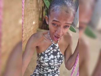 MoanaFrenchy bongacams stream image