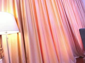 ehotlovea chaturbate stream image