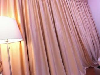 ehotlovea chaturbate stream image