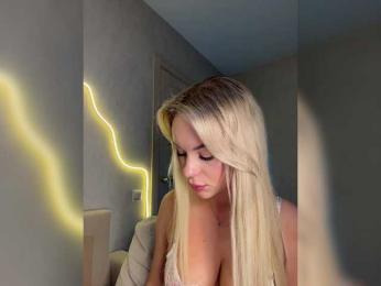 Mila-m bongacams stream image