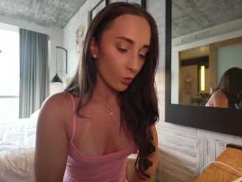 hannahjames710 chaturbate stream image