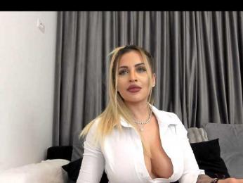 lovelyblondyx bongacams stream image