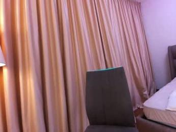 ehotlovea chaturbate stream image